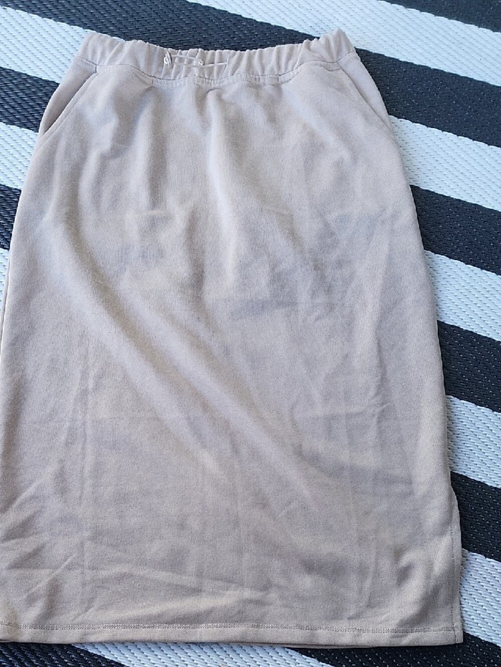 Women's Beige Elastic-Waist Midi Skirt - Picture 2 of 7